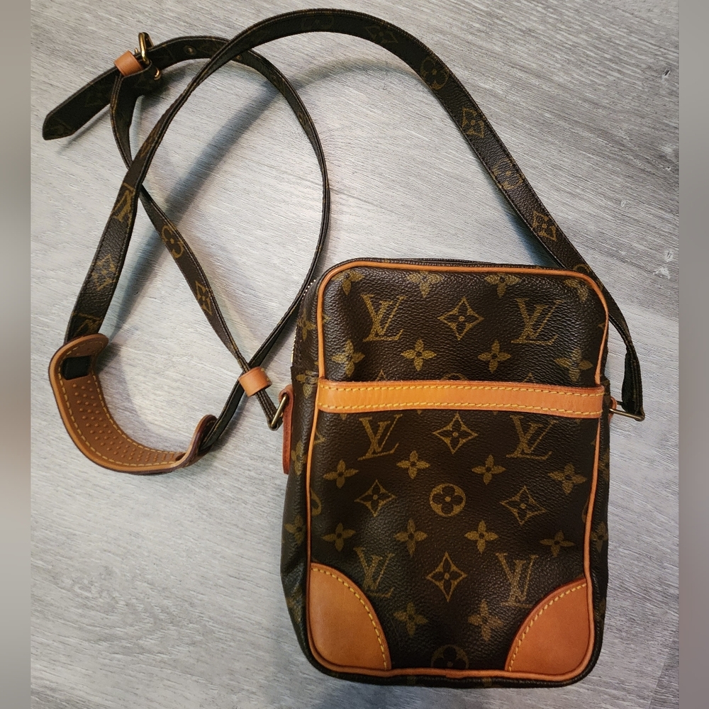 Louis Vuitton LV Brown Monogram Danube Crossbody Bag with COA - unisex